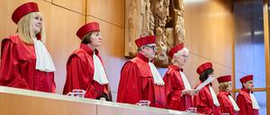 Der Zweite Senat des Bundesverfassungsgericht in Karlsruhe (Archivbild vom 17.12.2023).