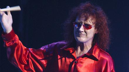 Colin Burgess 2002 bei einem Auftritt im australischen Sydney.