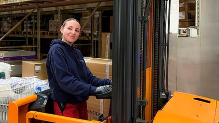 Lisa Gowan (20) lernt bei der Charité CFM Facility Management GmbH.