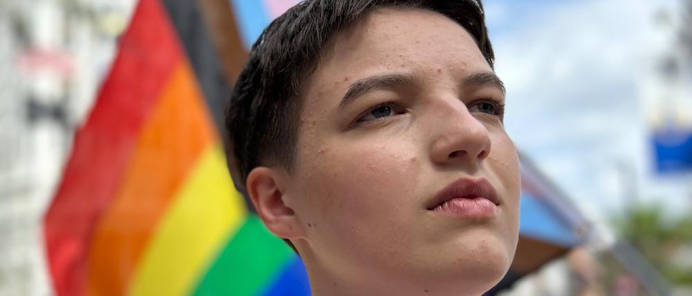 Beau, 17, hätte als trans* Teenager in Florida gern ein normales Leben.