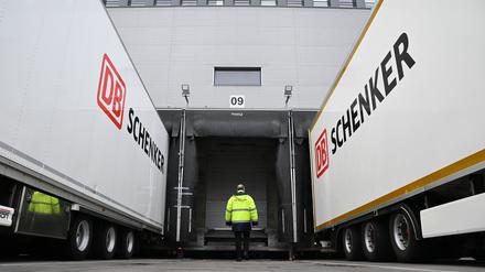 Die Deutsche Bahn verkauft seine Logistiktochter.