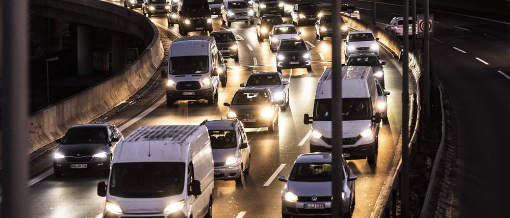 In Uetz-Paaren und Grube fühlt man sich nachts von der A10 gestört und fordert eine nächtliche Geschwindigkeitsreduktion.