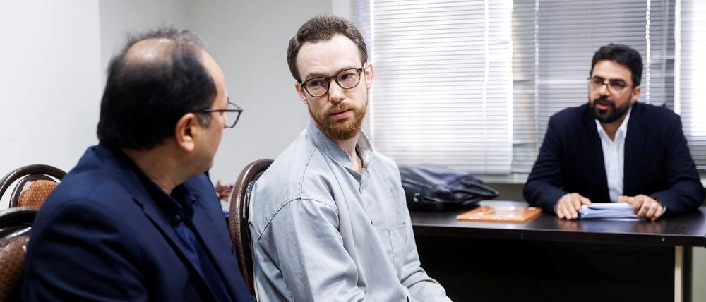 Der EU-Diplomat Johan Floderus steht seit gut einer Woche in Teheran vor Gericht. Ihm droht die Todesstrafe.
