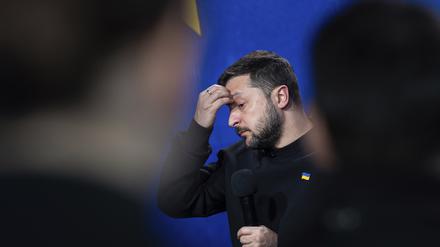 Wolodymyr Selenskyj, Präsident der Ukraine, spricht während seiner Jahresend-Pressekonferenz. 