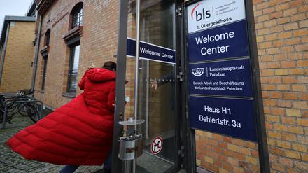 Das Welcome Center in Potsdam möchte die Integration in den Arbeitsmarkt fördern.