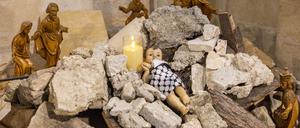 Krippenszene 2023 während des Gazakrieges in der Evangelischen Lutherischen Kirche in Bethlehem. 