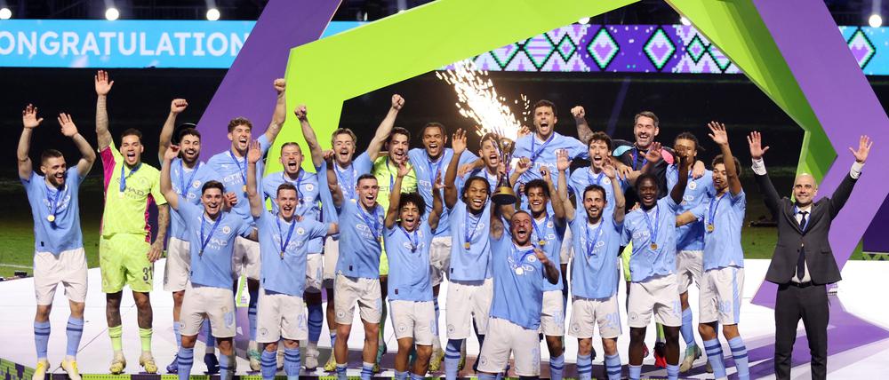 Manchester City feiert den Gewinn der Club-WM.