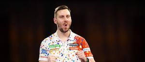 Florian Hempel konnte seinen Sieg über Dimitri van den Bergh am Ende selbst kaum glauben.