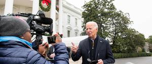 US-Präsident Joe Biden vor dem Weißen Haus in Washington.