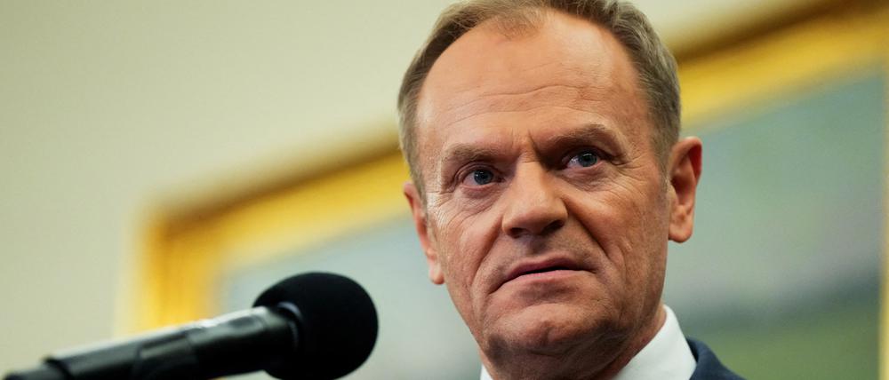 Donald Tusk spricht nach dem Vertrauensvotum für seine Regierung.