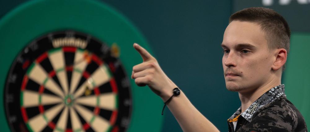 Ricardo Pietreczko schied als letzter Deutscher bei der Darts-WM aus. 