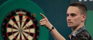 Ricardo Pietreczko schied als letzter Deutscher bei der Darts-WM aus.