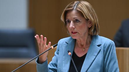 Malu Dreyer (SPD), Ministerpräsidentin von Rheinland-Pfalz, unterstützt den Vorschlag von Winfried Kretschmann zu einer Kommission.