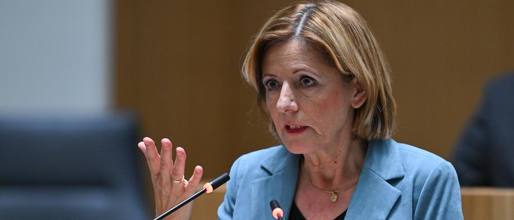 Malu Dreyer (SPD), Ministerpräsidentin von Rheinland-Pfalz, unterstützt den Vorschlag von Winfried Kretschmann zu einer Kommission.