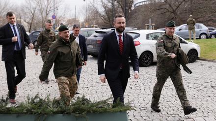 Der polnische Verteidigungsminister Władysław Kosiniak-Kamysz, General Maciej Klisz und General Wieslaw Kukula.