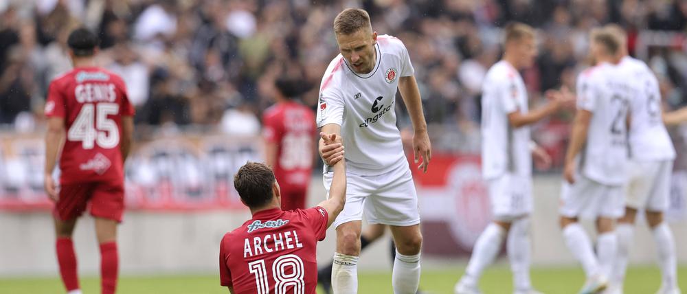Neben einigen Berliner Sport-Highlights in diesem Jahr stach das Spiel zwischen dem FC St. Pauli und Hapoel Tel Aviv für unseren Autor heraus.