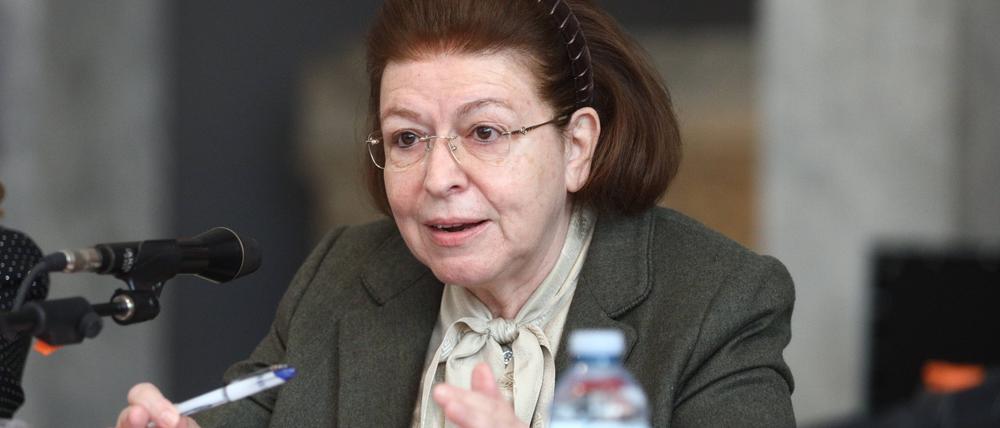 Griechenlands Kulturministerin Lina Mendoni, hier bei einer Pressekonferenz im Nationalen Archäologischen Museums Athen, am 19.12.2023.