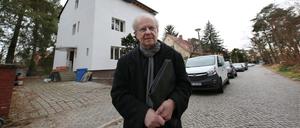 Michael Schaaf vor dem Filmhaus Babelsberg