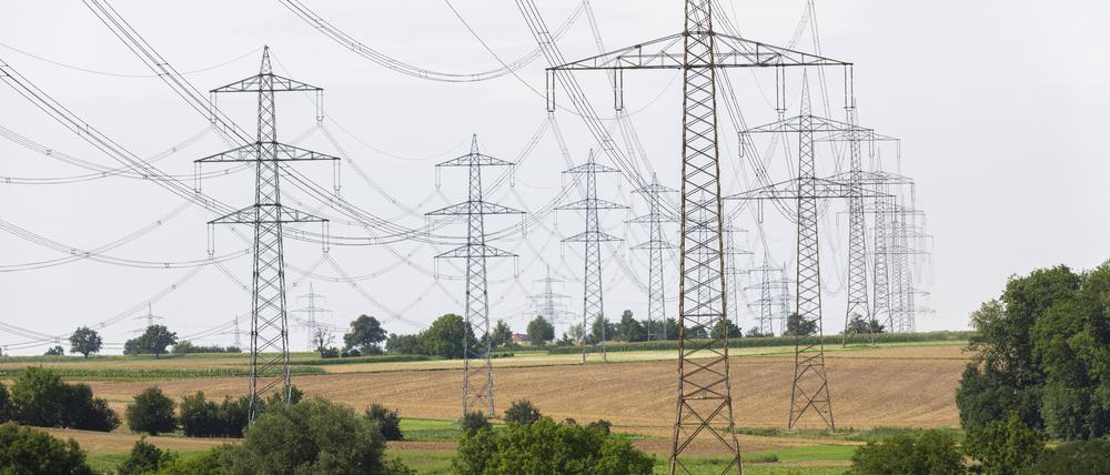Strommasten einer Überlandleitung in Baden-Württemberg