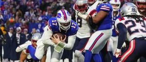 Josh Allen und die Buffalo Bills mühten sich am Silvestertag zu einem 27:21 gegen die New England Patriots.