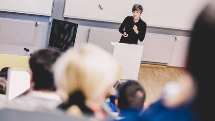 An den Berliner Universitäten gibt es 2260 Professorinnen und Professoren.