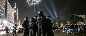 Die Polizei war zum Jahreswechsel mit einem Großaufgebot im Einsatz.