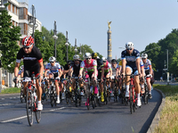 So sah's beim letzten Mal aus: Teilnehmer des damals noch "Velothon" genannten Radrennens im Mai 2018 am Fuße der Siegessäule.
