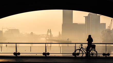 An der Oberbaumbrücke befindet sich Berlins meistfrequentierte Zählstelle für den Radverkehr.