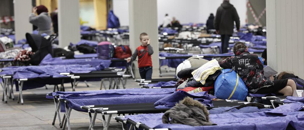 Kriegsflüchtlinge aus der Ukraine werden auf dem Berliner Messegelände untergebracht.