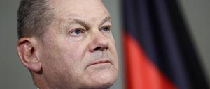 Nach Hochwasser und Haushaltsstreit: Die Zustimmung für den Bundeskanzler erreicht Rekordtief.