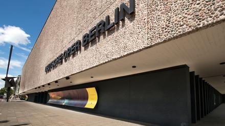 Fassade der Deutschen Oper Berlin