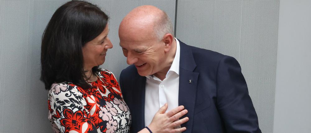 Berlins Regierender Bürgermeister Kai Wegner mit Bildungssenatorin Katharina Günther-Wünsch