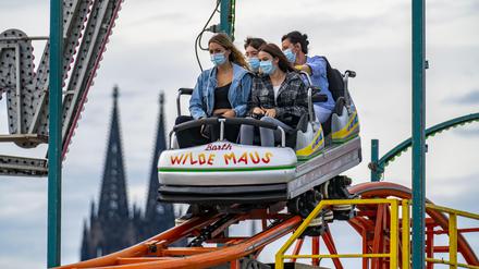 Kirmes am Kölner Dom (Symbolbild).
