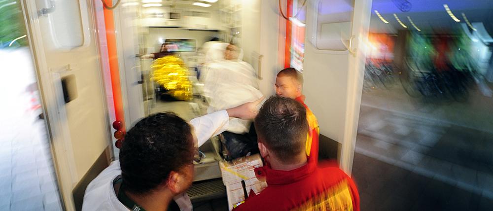 Katastrophenschutz-Übung in der Rettungsstelle des Behring-Krankenhauses in Berlin-Zehlendorf.