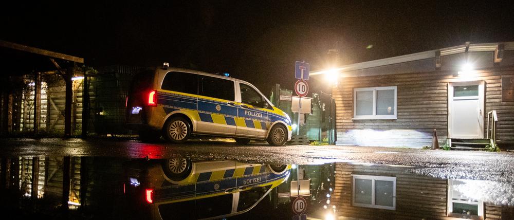 Ein 26-jähriger Guineer ist nach einem Polizeieinsatz in einer Erstaufnahmeeinrichtung in Mülheim an der Ruhr gestorben.