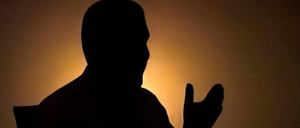 Der Terrorist als Schattenriss: Das Foto soll nach Hamas-Angaben Mohammed Deif zeigen.