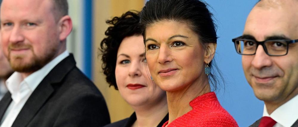 Sahra Wagenknecht und die Führungsriege ihrer neu gegründeten Partei.