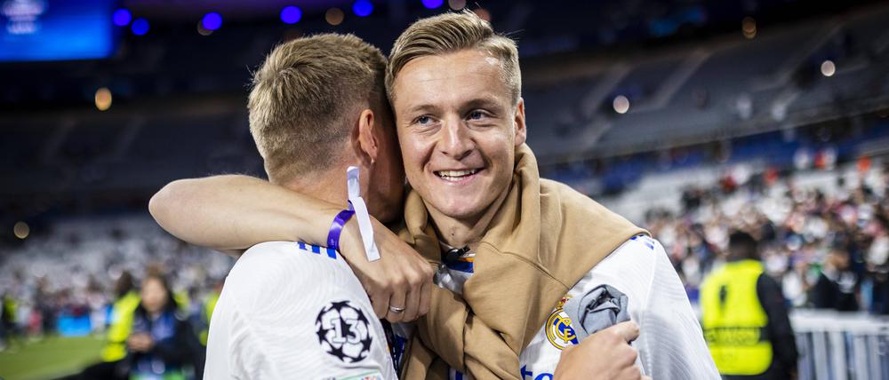Felix Kroos mit seinem Bruder Toni.