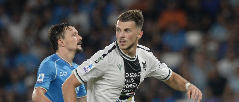 Lazar Samardzic steht vor einem Wechsel von Udinese Calcio zur SSC Neapel.