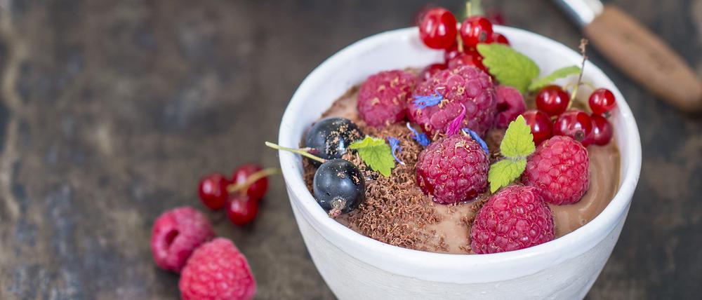 Tofu-Schokoladen-Mousse aus „Tofu, Yuba & Okara“ von Claudia Zaltenbach.