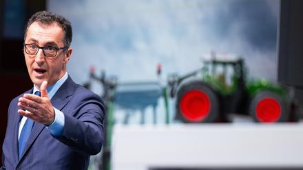 Bundeslandwirtschaftsminister Özdemir im Juni 2023 auf dem Deutschen Bauerntag.