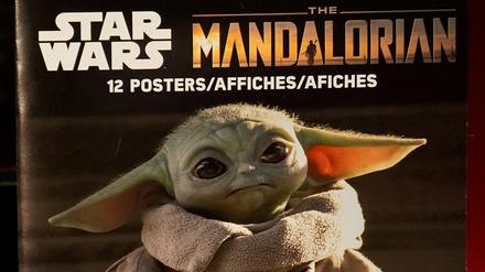 Baby Yoda auf einer Verpackung in einem Geschäft in New York.