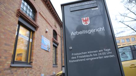 Arbeitsgericht Potsdam, Behlertstraße.