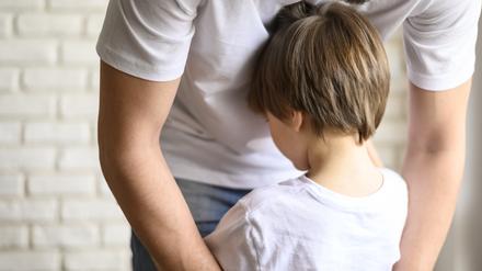Wenn der Gerichtsvollzieher das Kind zum Vater bringt.