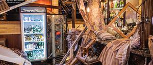 Der Blick auf die Zerstörung in einem Hotel in Charkiw nach einem russischen Raketenangriff.