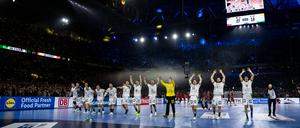 Handball im Fußballstadion. 53.000 Fans sorgten in Düsseldorf für gigantische Stimmung.