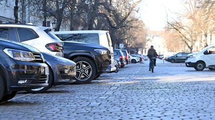 Potsdam, 09.01.2024, Lokales, Dortustraße, Dortustrasse, Foto: Ottmar Winter PNN ACHTUNG: Foto ist ausschließlich für redaktionelle Berichterstattung der PNN und des TGSP! Eine kommerzielle Nutzung, z.B. Werbung, ist ausgeschlossen. Die Weitergabe an nicht autorisierte Dritte, insbesondere eine weitergehende Vermarktung über Bilddatenbanken, ist unzulässig.