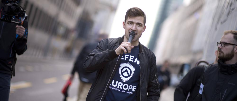 Martin Sellner ist einer der führenden Akteure der „Identitären Bewegung“. Der Österreicher sorgte mit der Forderung nach einer massenhaften Abschiebung von Einwanderern für Empörung.