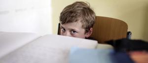 Das Bildungssystem muss dringend verbessert werden, bevor Schüler, Eltern und Lehrer auf die Straße gehen. 