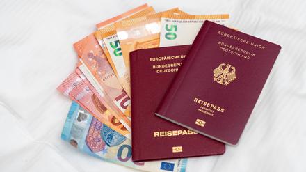 In Osnabrück hat eine ehemalige Mitarbeiterin der Ausländerbehörde krumme Geschäfte gemacht.